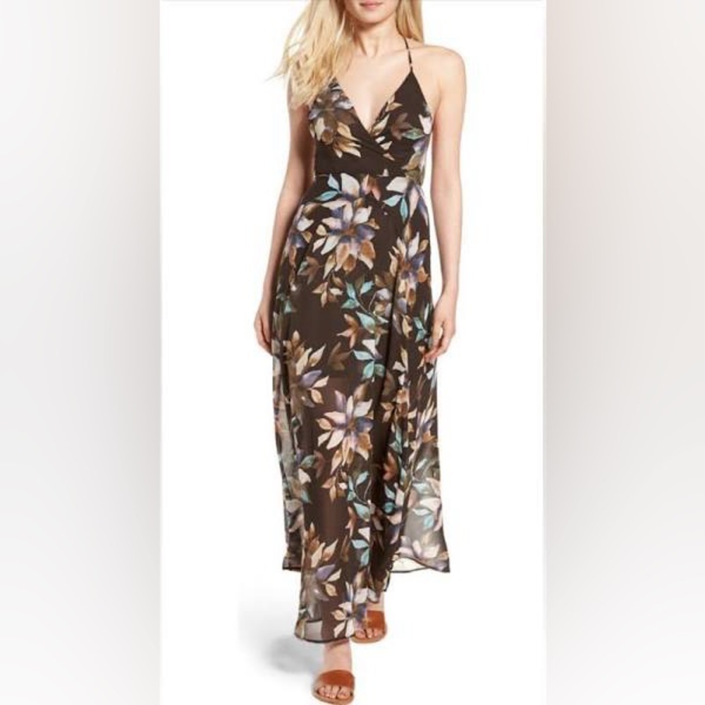 ASTR The Label Brown Surplice Floral Faux Wrap - Size S